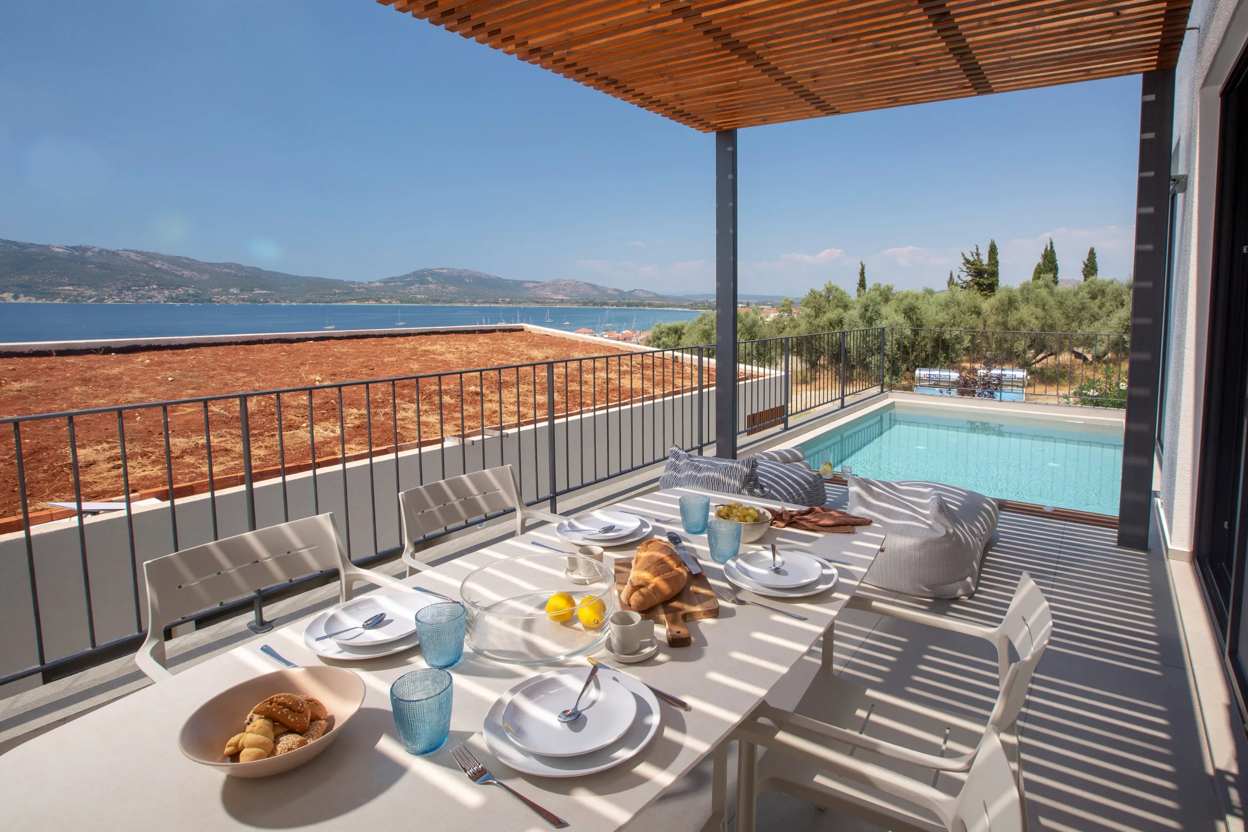 ZOE Sea View Villas B