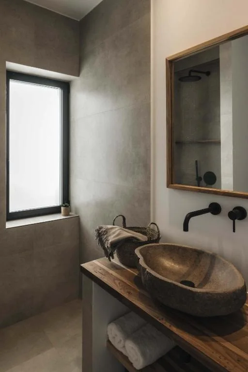 Olive & Tulip Suites