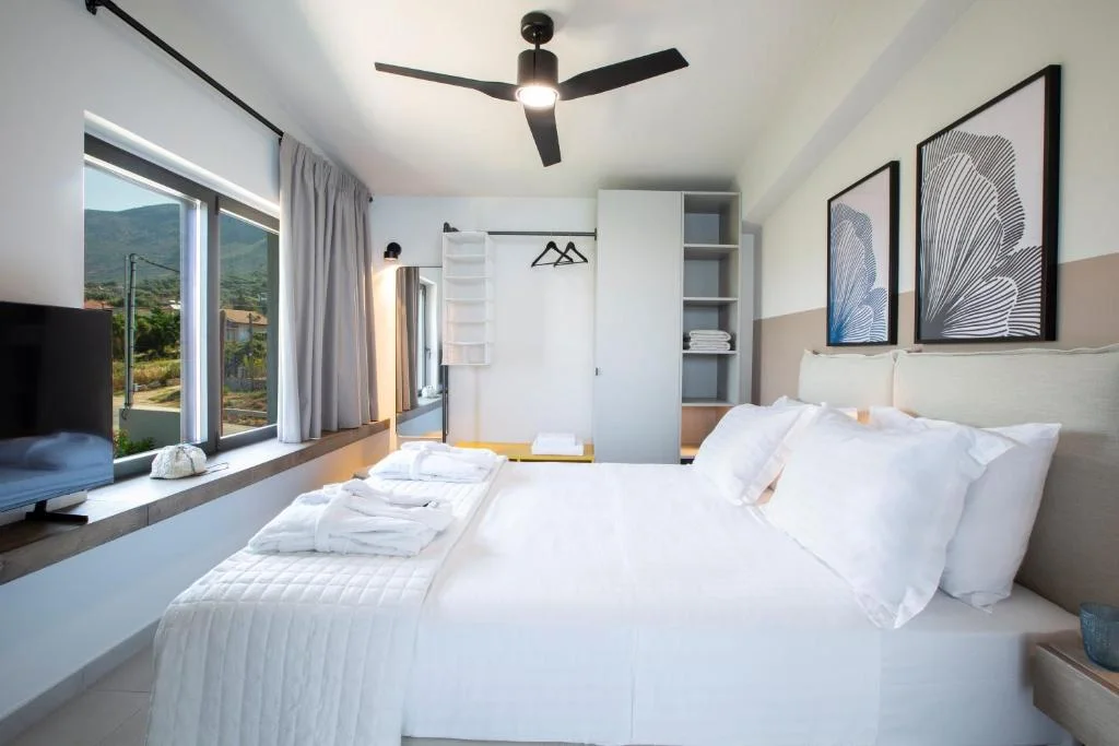 ZOE Sea View Villas B